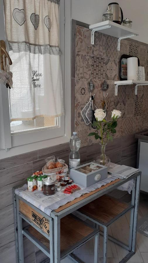 La Tana Nel Vicolo Apartment Santa Marinella Bagian luar foto