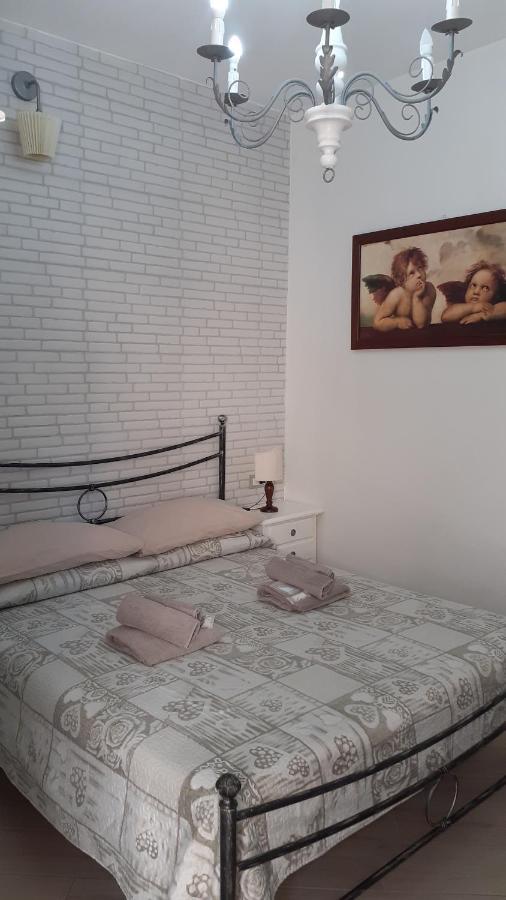 La Tana Nel Vicolo Apartment Santa Marinella Bagian luar foto