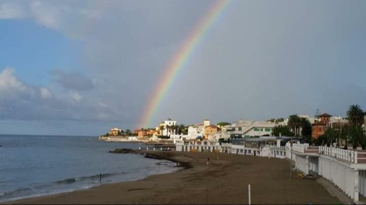 La Tana Nel Vicolo Apartment Santa Marinella Bagian luar foto